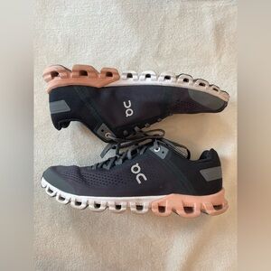 On clouds womens 7.5